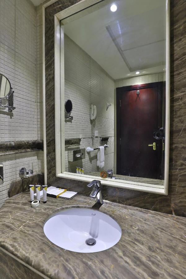 Oyo 335 Manazil Al Ain Grand Hotel 메카 외부 사진